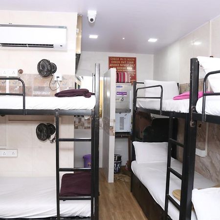 New Super Dormitory Bombay Esterno foto