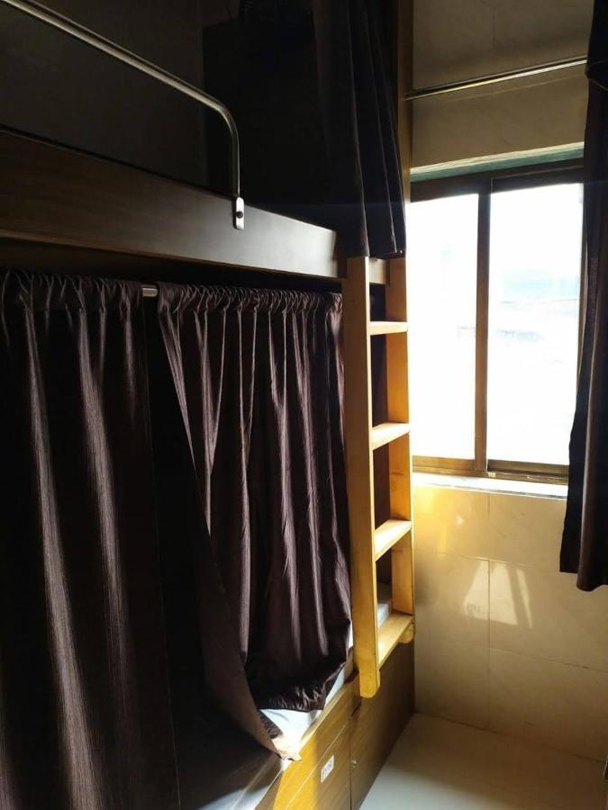 New Super Dormitory Bombay Esterno foto